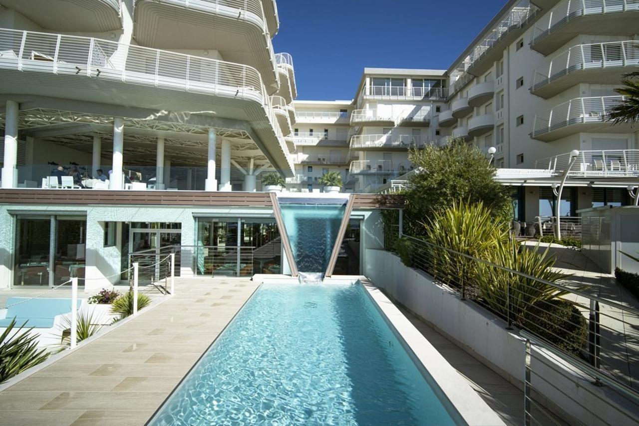 Hotel Le Soleil Лидо-ди-Езоло Экстерьер фото